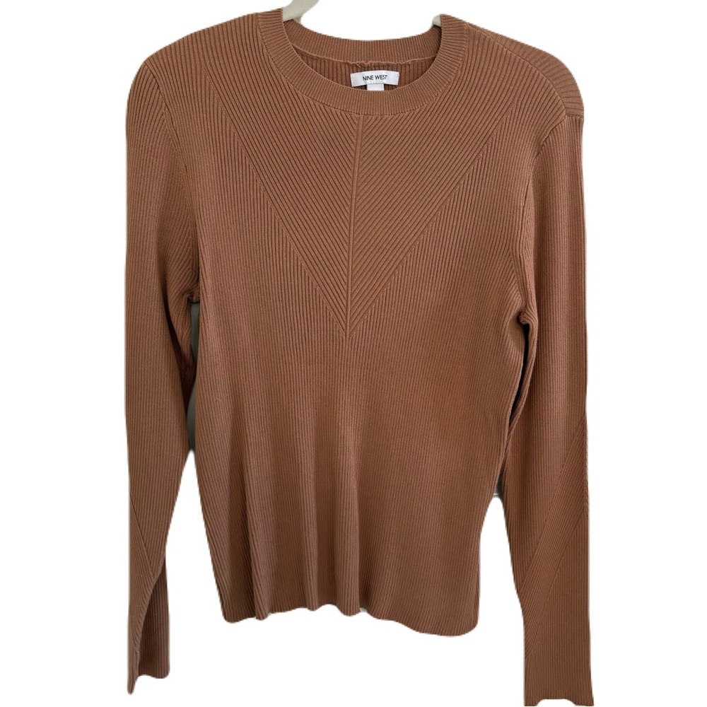 Nine West Ribbed Crewneck Sweater in Camel